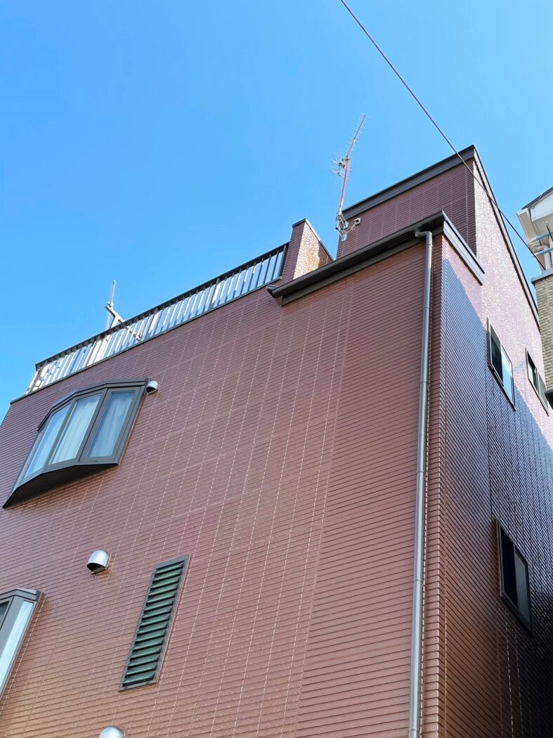 江戸川区F様邸　屋上・屋根・外壁塗装リフォーム進捗です🏠