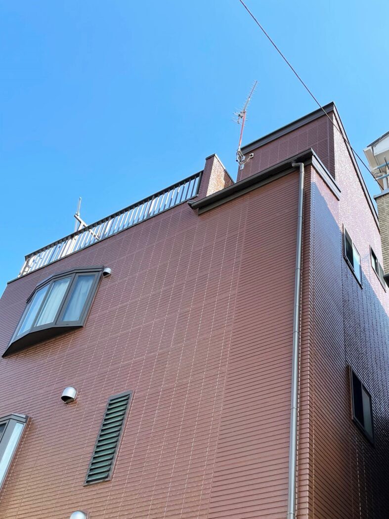 江戸川区F様邸 屋上・屋根・外壁塗装リフォーム進捗です🏠